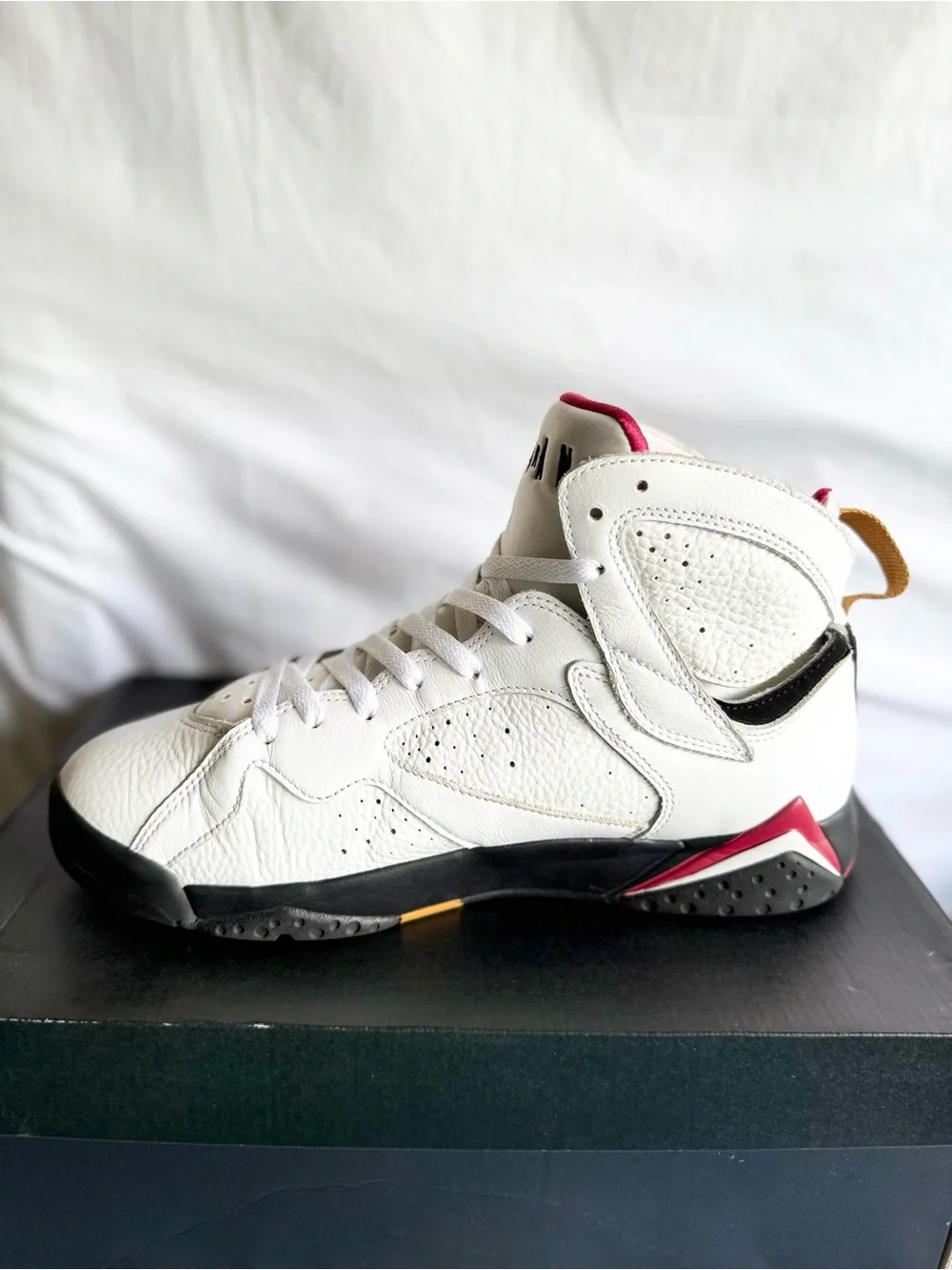 AUTHENTIC Jordan 7 Retro Cardinal size 10 CU9307-106 2022 PRE-OWNED